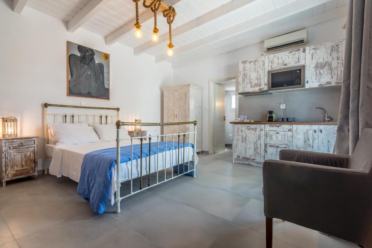 Kristen'S Studio & Apartments 阿达玛斯 外观 照片