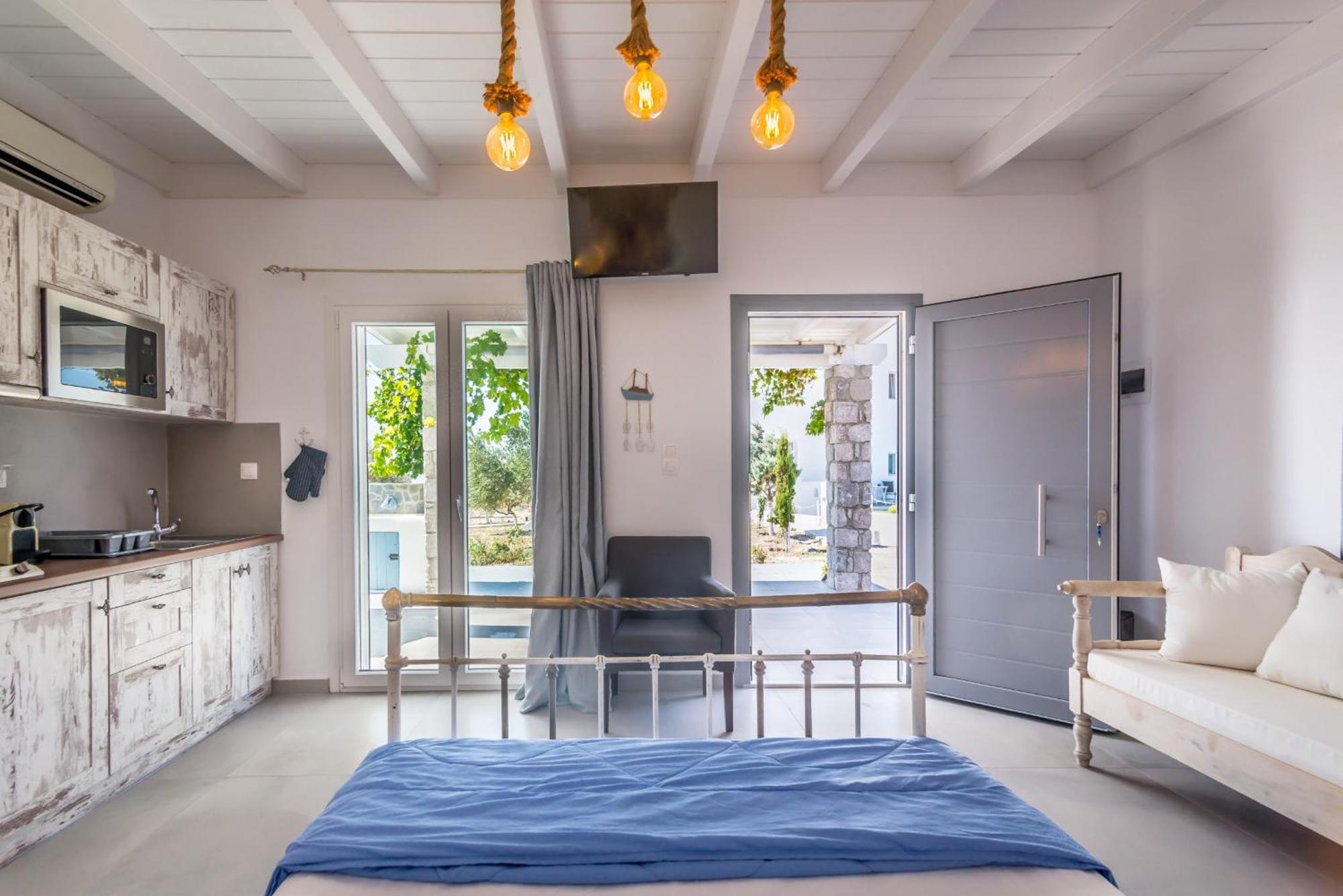 Kristen'S Studio & Apartments 阿达玛斯 外观 照片